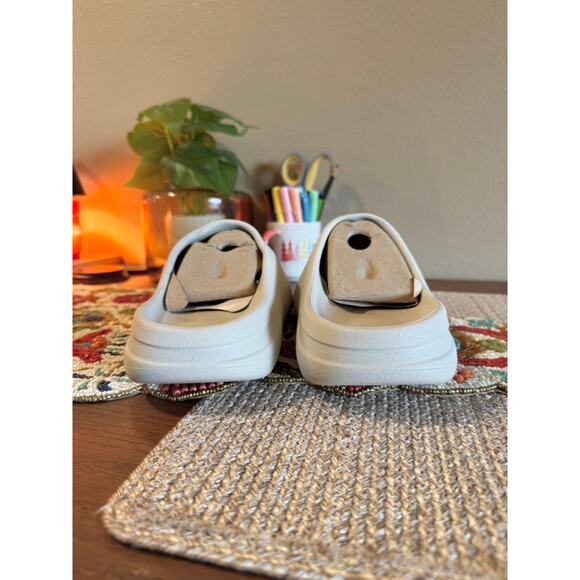 YZY YS-01 Cream Yeezy Slides Pure main image 6